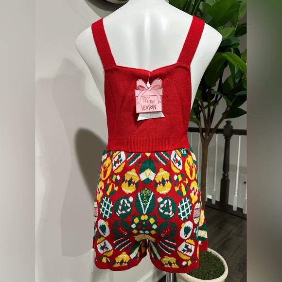 New Eyeshadow Ugly Christmas Ornament sweater Romper Junior /womens Small - Picture 3 of 5